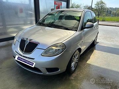 Ypsilon lancia 2009 benzina gpl neopatentati