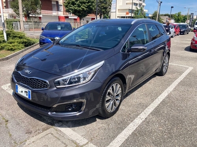 Kia cee'd Sport Wagon 1.6 CRDi 136 CV DCT SW EcoDynamics Business Class del 2017 usata a Rimini