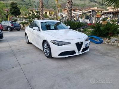 Alfa Romeo Giulia 2.2 Turbodiesel 150 CV