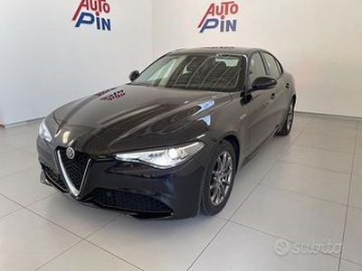 Alfa Romeo Giulia 2.2 Turbodiesel 160 CV AT8 ...