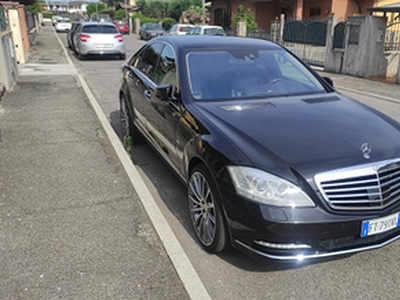 Bellissima MERCEDES S250 W221