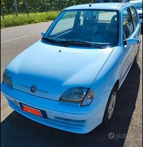 FIAT 600 neopatentati