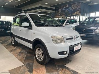 FIAT Panda 1.2 4x4 Climbing GPL