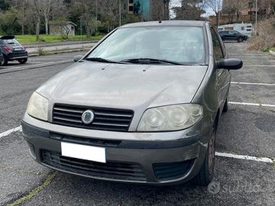 FIAT Punto 2ª serie - 2005