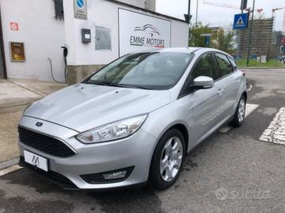 FORD FOCUS 1.5 TDCi 120cv Business s&s - PDC/EURO6