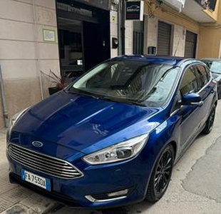 Ford focus 1.5 tdi STLINE