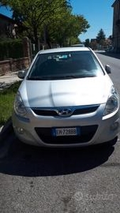 HYUNDAI i20 - 2011