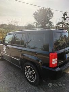 JEEP Patriot 4x4 con gancio traino