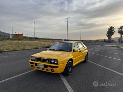 Lancia Delta 2.0 integrale turbo HF 4WD 8v evoluzi