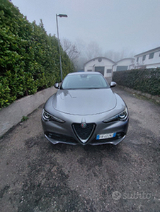 Lancia Stelvio 2.2 Executive Q4 180 Cv anno 2018