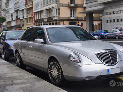 Lancia Thesis 2006