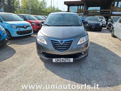 Lancia Ypsilon 1.2 69 CV 5 porte Gold