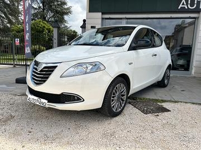 Lancia Ypsilon 1.2 69 CV GPL Ecochic Gold