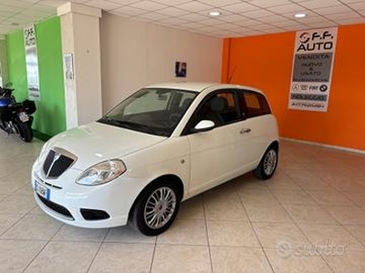 Lancia Ypsilon 1.2 69 cv Oro ok neopatentati