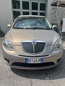 Lancia Ypsilon 1.2 Argento