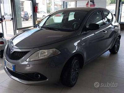 Lancia Ypsilon Ypsilon 1.0 firefly hybrid Gold s