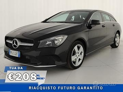 Mercedes-Benz CLA 200 d Automatic Business - ...