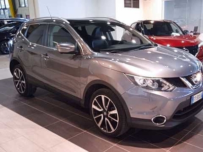 Nissan Qashqai 1.6 dCi 4WD Tekna usato