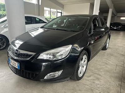 Opel Astra 1.4 Turbo GPL