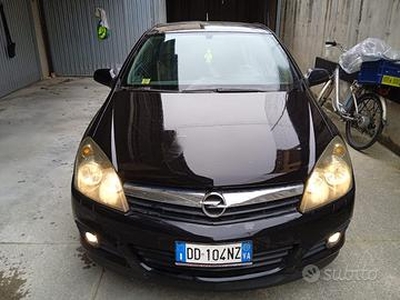Opel Astra GTC 1600