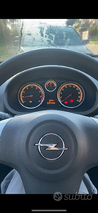 Opel corsa 1.2 benzina