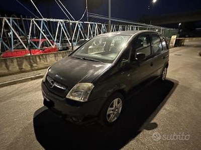 Opel Meriva 1.4 benzina gpl