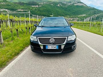 Passat higline black 170 cv DSG