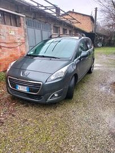 PEUGEOT 5008 1ª serie - 2014