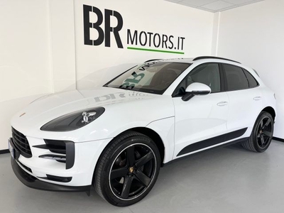 PORSCHE Macan 2.0 \