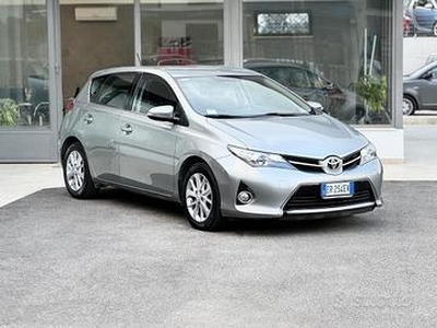 Toyota Auris 1.6 Benzina 132CV E5 - 2013