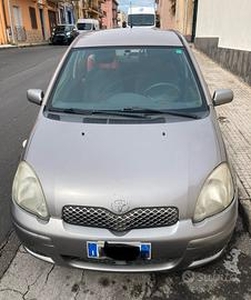 TOYOTA YARIS 1.0 16v 5p