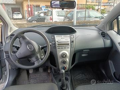 Toyota Yaris 1.3 5 porte