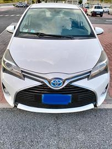 TOYOTA Yaris 3ª serie - 2015