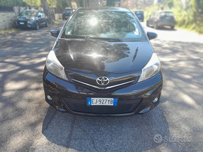 Toyota yaris d4d lounge anno 2011