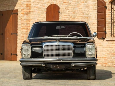 Usato 1970 Mercedes 250 2.5 Benzin 150 CV (34.000 €)