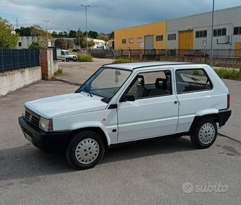 Usato 1993 Fiat Panda 1.0 Benzin 45 CV (2.850 €)