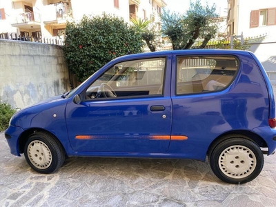 Usato 2001 Fiat 600 Benzin (1.900 €)