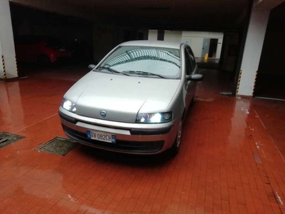 Usato 2001 Fiat Punto 1.2 Benzin 60 CV (3.300 €)