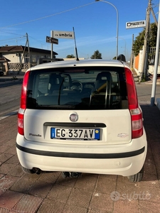 Usato 2011 Fiat Panda 1.2 Benzin 69 CV (4.400 €)