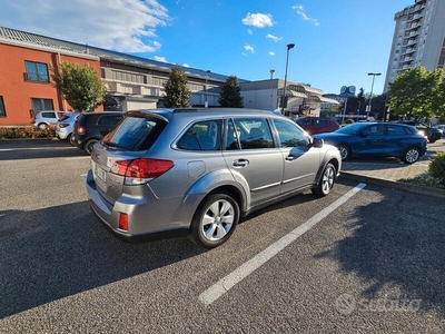 Usato 2011 Subaru Outback LPG_Hybrid (12.000 €)