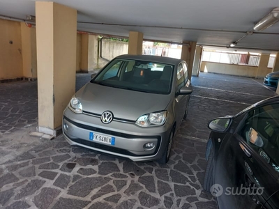 Usato 2017 VW up! 1.0 CNG_Hybrid 68 CV (7.900 €)