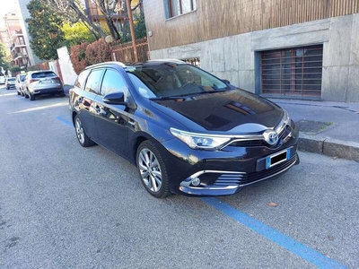 Usato 2018 Toyota Auris Hybrid 1.8 El_Hybrid 99 CV (13.600 €)