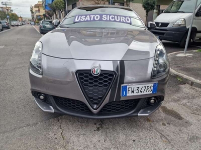 Usato 2019 Alfa Romeo Giulietta 1.6 Diesel 120 CV (10.500 €)