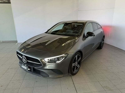 Usato 2022 Mercedes CLA200 Shooting Brake 2.0 Diesel 150 CV (34.900 €)