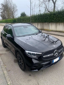 Usato 2023 Mercedes GLC220 2.0 El_Hybrid 197 CV (61.900 €)