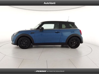 Usato 2024 Mini Cooper Clubman 1.5 Benzin (26.500 €)