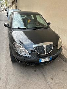 Vendo lancia ypsilon 1.3