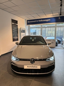 Volkswagen Golf 1.5 eTSI 150 CV EVO ACT DSG R-Line usato