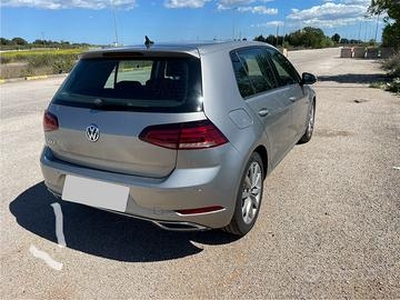 Volkswagen Golf VII 2018 1.6 Executive 115cv DSG