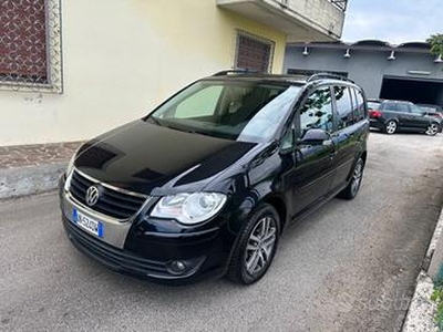 Volkswagen Touran 1.9 TDI 105CV DPF DSG Trendline